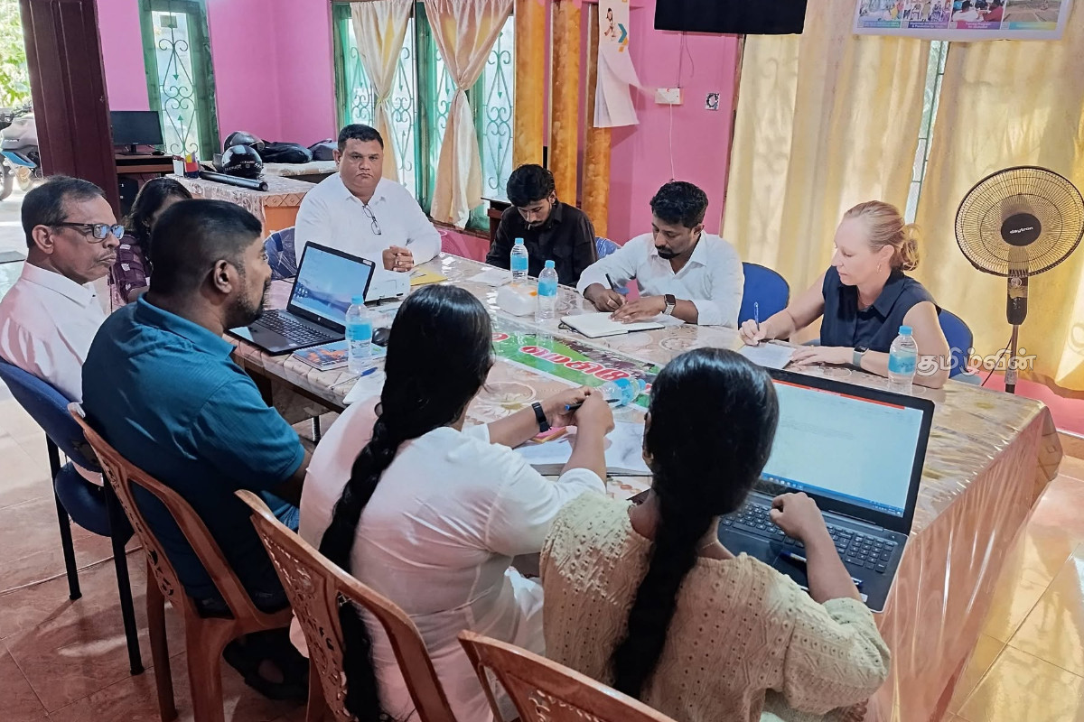 இலங்கைக்கான அமெரிக்க மனித உரிமைகள் அதிகாரிகள் மன்னாரில் ஆய்வு விஜயம் | Us Human Rights Officials In Sri Lanka