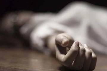 “சிறுவர் சிறுமி பிணத்துடன் காரில் சுற்றிய பெண்!