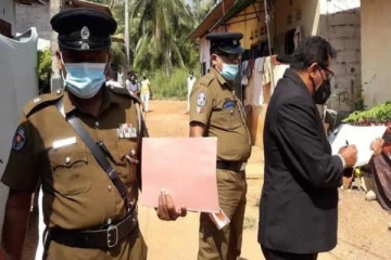 பாட்டியின் கழுத்தை அறுத்து கொலை செய்த 24 வயது இளைஞன்..!