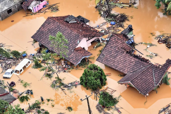 வீடுகளுக்கு செல்ல வேண்டாம் ; மக்களுக்கு வெளியான முக்கிய அறிவித்தல் | Do Not Go To Houses Important Notice Issued வீடுகளுக்கு செல்ல வேண்டாம் ; மக்களுக்கு வெளியான முக்கிய அறிவித்தல் | Do Not Go To Houses Important Notice Issued