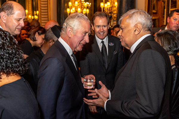 ரணிலின் இங்கிலாந்து பயணம்: முன்னாள் உயர்ஸ்தானிகரிடம் ஏழு மணி நேர விசாரணை! | Invitation Ranil Wickremesinghe In London A Fake