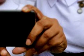 රෝහල්වලට දුරකථනය තහනම් වෙයි