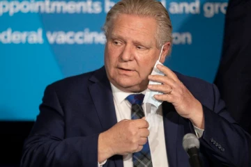 கொரோனா தடுப்பூசிக்காக வெளிநாட்டு உதவியை நாடும் ஒன்றாரியோ முதல்வர்