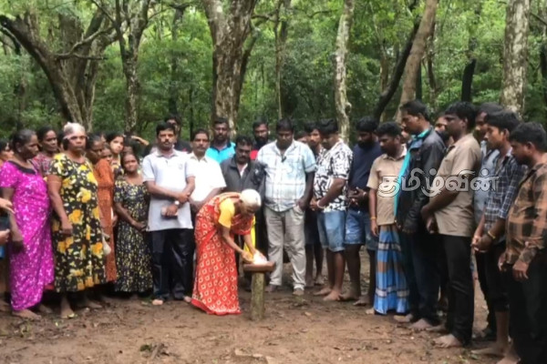 மழைக்கு மத்தியில் மாவீரர்களுக்கு அஞ்சலி செலுத்தி ஆரம்பிக்கப்பட்ட பணி.. | Maveerar Day 2026 மழைக்கு மத்தியில் மாவீரர்களுக்கு அஞ்சலி செலுத்தி ஆரம்பிக்கப்பட்ட பணி.. | Maveerar Day 2026