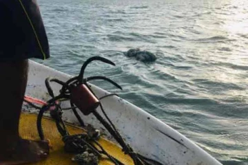 பூநகரி கடல் பகுதியில் உயிரிழந்த நிலையில் மிதந்து வந்த சடலம்!