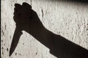 தவறான உறவுக்கு மறுத்த பெண்ணை கொலை செய்த நபர்