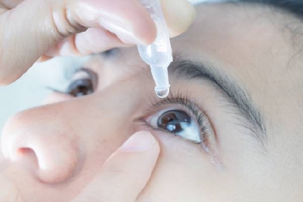 மருந்து பாட்டிலை திறந்த பின் எத்தனை நாட்கள் பயன்படுத்தலாம்? எச்சரிக்கும் மருத்துவர்! | How Long Will Fever Syrup Last After Opening