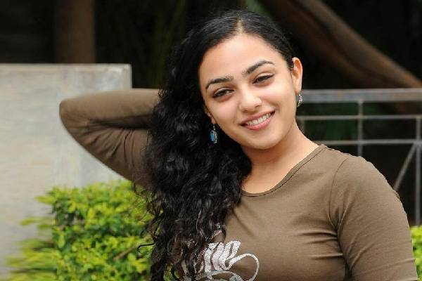 மாட்டு சாணம் அள்ளிய கைக்கு தேசிய விருது! நடிகை நித்யா மேனன் ஓபன் டோக் | Nithya Menen Clean Cow Dung In Idli Kadai Movie