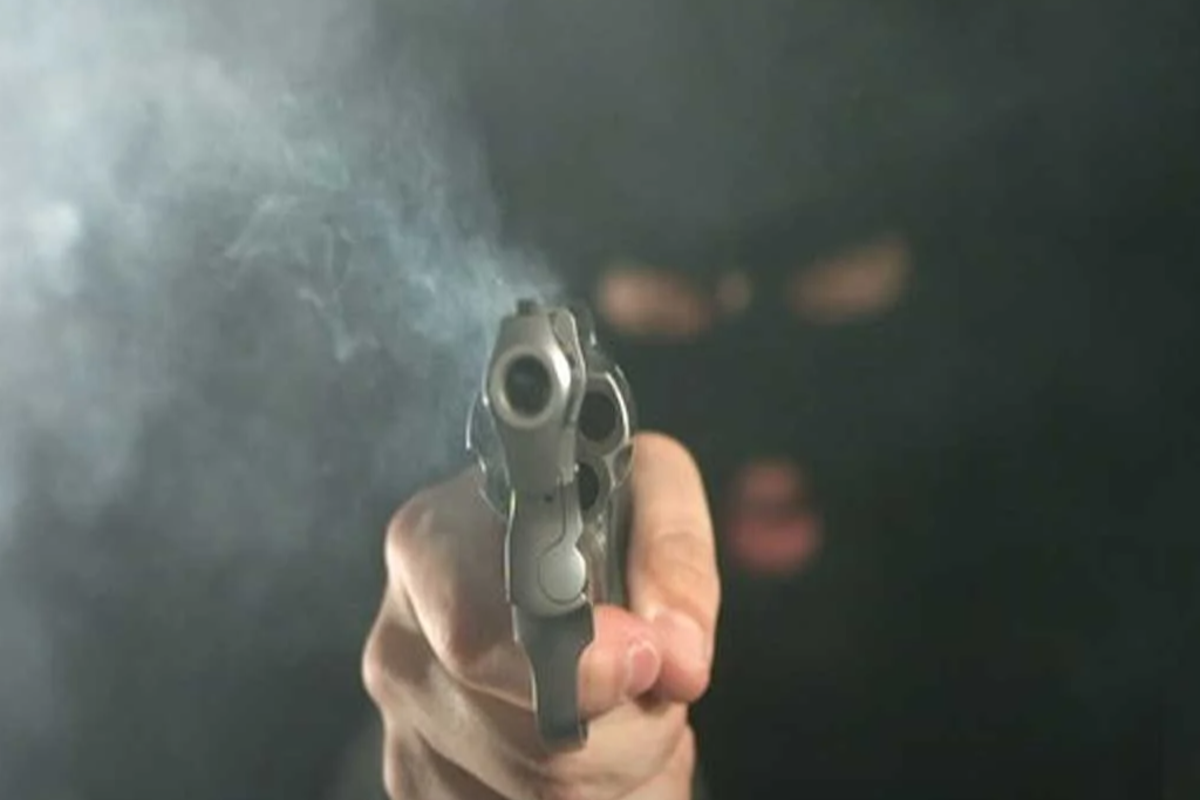 வேட்டைத் துப்பாக்கியால் பறிபோன வாழ்க்கை ; சட்டவிரோத செயற்பாட்டால் விபரீதம் | Life Lost To A Hunting Rifle வேட்டைத் துப்பாக்கியால் பறிபோன வாழ்க்கை ; சட்டவிரோத செயற்பாட்டால் விபரீதம் | Life Lost To A Hunting Rifle