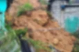 පයාගලම නොසන්සුන් වෙයි - පස් කන්දක් කඩා වැටෙයි - නිවාස තුනකට හානි