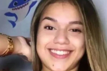 துப்பாக்கியால் சுட்டு... மரண தண்டனையை எதிர்நோக்கும் இளம்பெண்: அவர் செய்த குற்றம்?