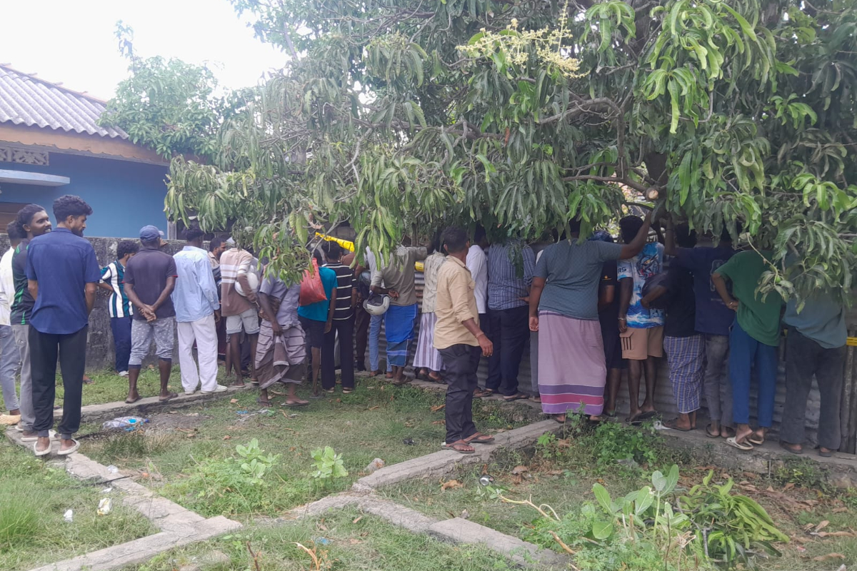 தமிழர் பகுதியில் அரங்கேறிய கொடூரம் ; கணவனை துண்டாடி மலசல கூட குழியினுள் வீசியெறிந்த இளம் குடும்ப பெண் | Horrific Incident Reported In Tamil Region