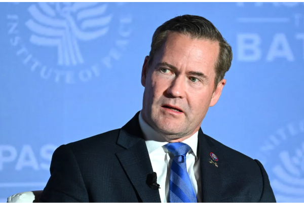 வெனிசுவேலாவடன் அமெரிக்கா போர் செய்யவில்லை ; அமெரிக்க தூதர் | Maduro To Appear In Court Trump Threatens Mor