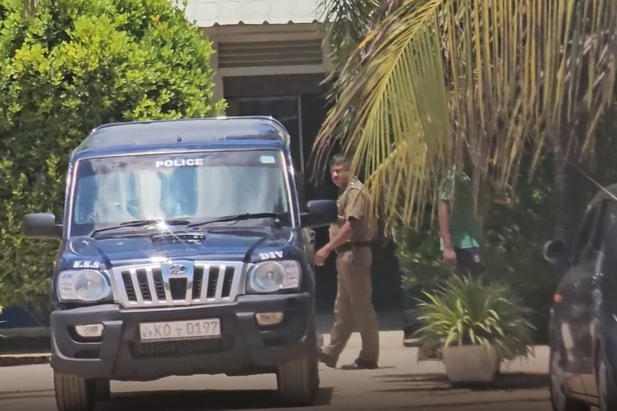 நீதிமன்றத்திற்கு அழைத்துச் செல்லப்பட்ட அர்ச்சுனா எம்.பி! | Ramanathan Archuna Mp Arrested