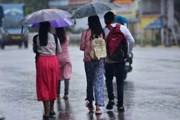 தமிழகத்தில் இன்று 3 மாவட்டங்களில் மழைக்கு வாய்ப்பு- வானிலை மையம் தகவல்