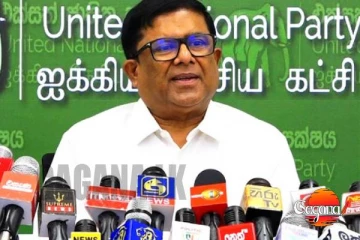 රනිල් ඉතිරි කළ සල්ලි පැටව් ගහන්නේ නැහැ - ආණ්ඩුවට රිදන්නම වජිර අමතයි