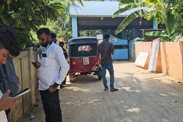 யாழ். மோட்டார் போக்குவரத்து திணைக்களம் உயர் பாதுகாப்பு வலயமா? | Is The Jaffna Motor Department High Security Zone