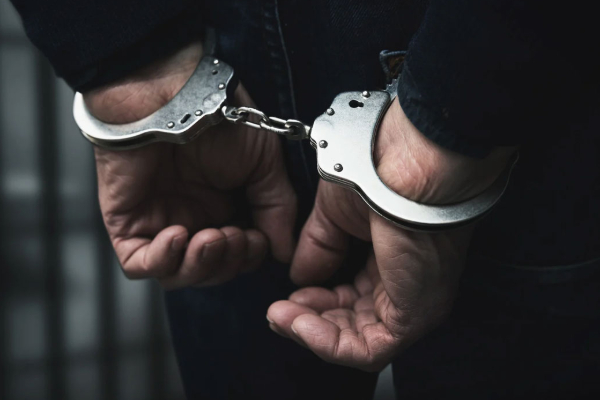 யாழ் ஆவா குழு தலைவர் உட்பட இருவர் கைது | Jaffna Ava Group Leader Vinoth Two Others Arrested