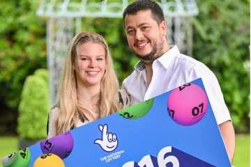 இளம் பிரித்தானிய தம்பதியருக்கு லொட்டரியில் அடித்த அதிர்ஷ்டம்: ஒரே ஒரு ஆசைதானாம்