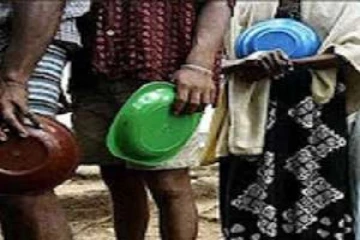உணவுப் பற்றாக்குறை - எம்பிக்களின் வாயிற்கதவை தட்டும் மக்கள்