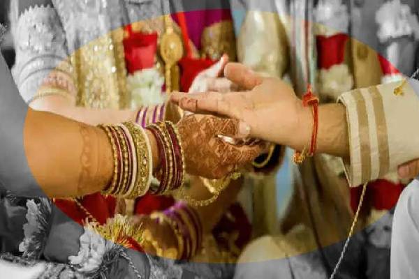 இலங்கையில் திருமணம் செய்துகொள்பவர்களின் எண்ணிக்கையில் மாற்றம் | Birth Rate In The Country Has Decreased