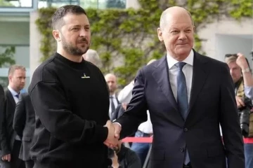 ஜேர்மனி எங்களின் உண்மையான நண்பன்: சுற்றுப்பயணத்தில் உணர்ச்சி பொங்கிய ஜெலென்ஸ்கி