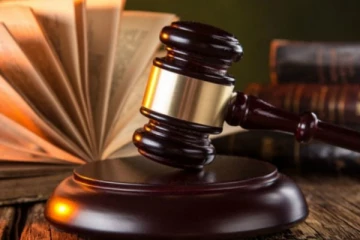 පාර්ලිමේන්තු මන්ත්‍රී නාලක ගොඩහේවා ඇතුළු තිදෙනෙක් නිදොස් කොට නිදහස් කෙරේ..!