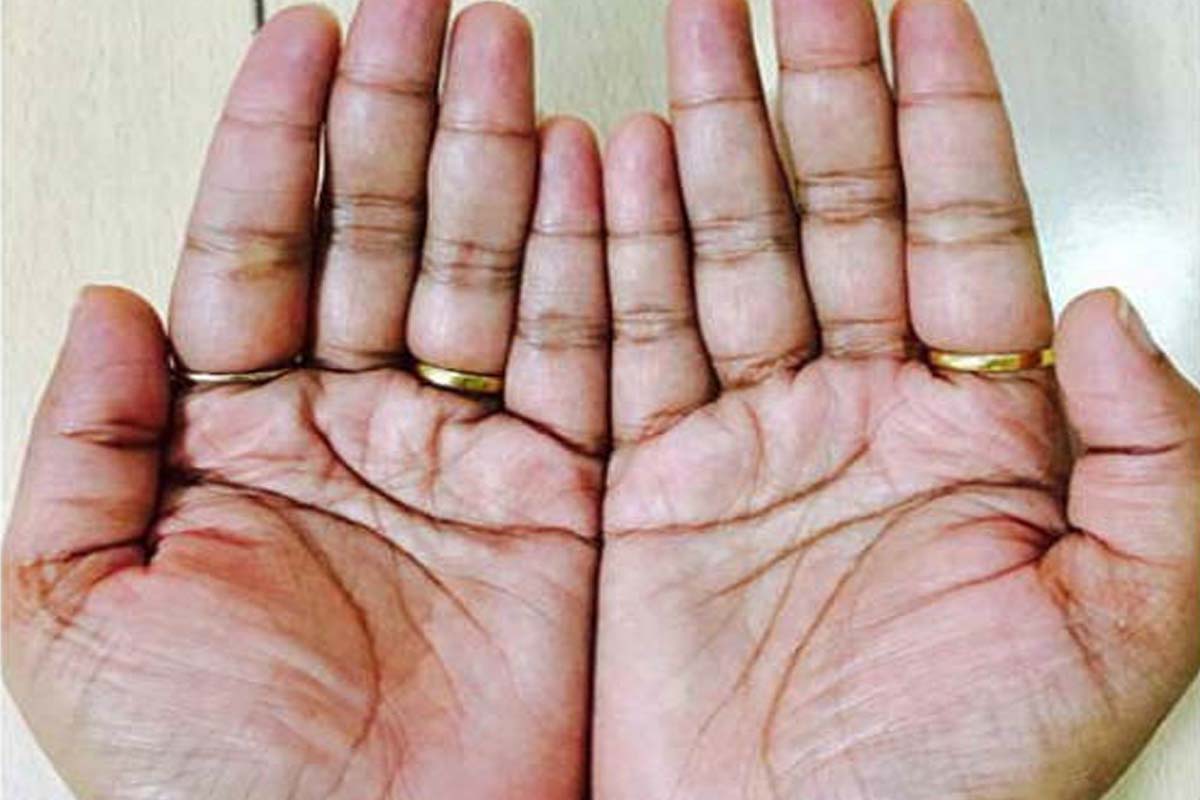 உங்களது கை ரேகையில் M, Y, X எழுத்து தெரியுதா? கர்ம ரேகை கூறுவது இதுதான் | The Letter In Your Palm Tell About Your Future