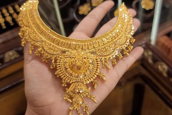 மக்களை கன்ப்யூஸ் பண்ணும் தங்கத்தின் விலை! | The Price Of Gold That Confuses People