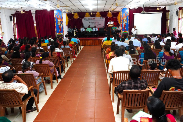 வடக்கில் சமூகப்பிறழ்வான செயற்பாடுகளுக்கு இடமில்லை: ஆளுநர் தெரிவிப்பு | No Place For Anti Social Activities In The North
