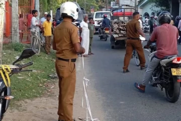 காருடன் மோதிய கெப் ரக வாகனம் ; நால்வர் படுகாயம்