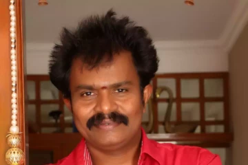 உறவை பிரிந்த இயக்குனர் ஹரி!! விஜயகுமார் வீட்டில் ஏற்பட்ட திடீர் சோகம்!!