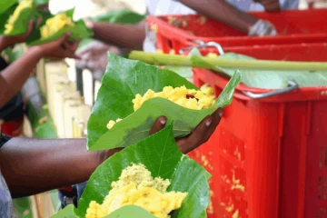 වෙසක් පොහොයට දන්සල් දීම තහනම් - ගාල්ල නාගොඩින් ආන්දෝලනාත්මක තීරණයක්