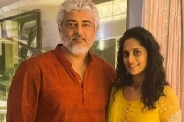 பிரான்ஸ் ரோட்டில் மனைவி ஷாலினியுடன் ரொமான்ஸ்... வைரலாகும் நடிகர் அஜித்தின் புகைப்படம்