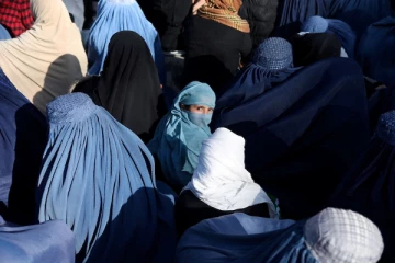 ඇෆ්ගන් කාන්තාවන්ට තවත් තහනමක් පනවයි.