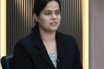 யுபிஎஸ்சி சிவில் சர்வீசஸ் 2024 தேர்வில் முதலிடத்தை பிடித்த பெண் யார் தெரியுமா?