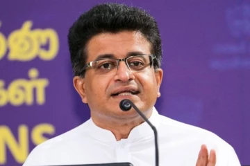 பசில் அமெரிக்காவுக்கு திரும்பும்வரை போராட்டம் தொடரும்! கோட்டாபய அரசுக்கு கம்மன்பில எச்சரிக்கை