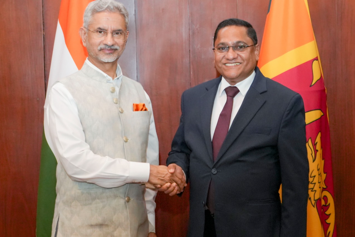 வல்லரசுகளின் மோதல்களுக்கு மத்தியில் இந்து சமுத்திரத்தைப் பாதுகாக்க இணக்கப்பாடு: புதுடில்லியில் உயர்மட்டப் பேச்சு | Vijitha Herath Jaishankar Meeting
