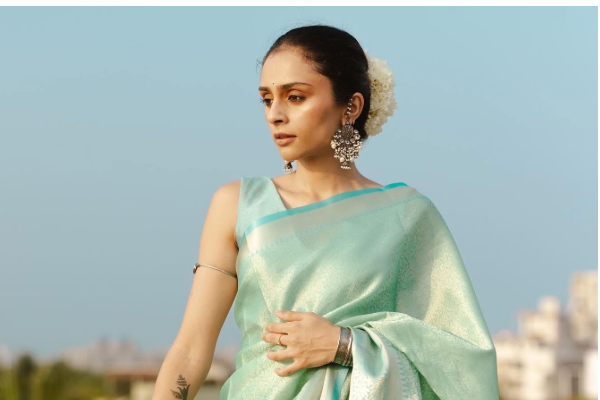 சூப்பர் சிங்கர் பிரகதி குருபிரசாத்தின் கிளாமர் வீடியோ!! இதோ.. | Super Singer Fame Pragathi Guruprasad Recent Photo சூப்பர் சிங்கர் பிரகதி குருபிரசாத்தின் கிளாமர் வீடியோ!! இதோ.. | Super Singer Fame Pragathi Guruprasad Recent Photo