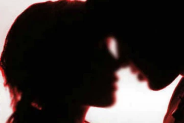 தாம்பத்ய உறவை தவிர்த்த மனைவி - கணவனுக்கு நீதிபதி கொடுத்த அதிரடி தீர்ப்பு!