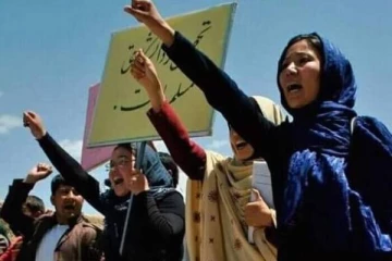 எங்கள் வாழ்க்கை முடிந்தது... கதறும் ஆப்கானிஸ்தான் பெண் ராணுவ வீரர்