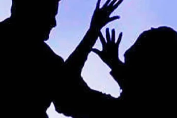 யாழில் நடந்த கொடூரம் ; மனைவியை குத்திக் கொன்ற கணவன்