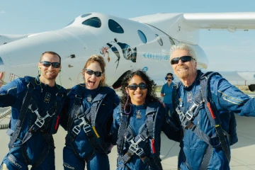 எலான் மஸ்கை பின்னுக்கு தள்ளி தமிழக பின்னனியை கொண்ட பிரிட்டன் தொழிலதிபர்   அசத்தல்