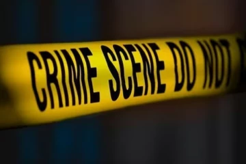 மூதாட்டியை கல்லால் அடித்து, நரமாமிசத்தை தின்ற இளைஞன் - பயந்து அலறிய மக்கள்!