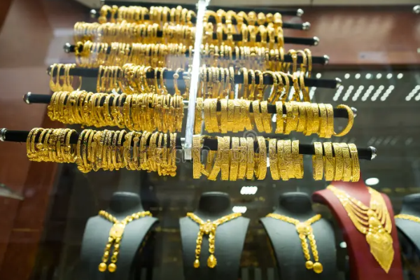 இலங்கையில் குறையும் தங்கம் விலை; மகிழ்ச்சியில் நகைப்பிரியர்கள்! | Gold Prices Drop In Sri Lanka Jewelers Rejoice இலங்கையில் குறையும் தங்கம் விலை; மகிழ்ச்சியில் நகைப்பிரியர்கள்! | Gold Prices Drop In Sri Lanka Jewelers Rejoice