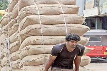 கொழும்பில் 10000 நாட்டாமைகளுக்கு ஏற்பட்ட நிலை