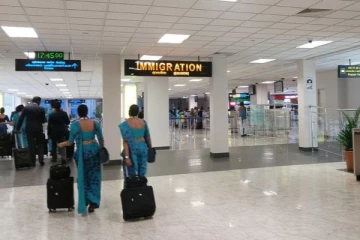 உடன் நடைமுறைக்குவரும் வகையில் மூடப்பட்ட கட்டுநாயக்க விமான நிலையத்தின் முக்கிய பகுதி - செய்திகளின் தொகுப்பு (Video)