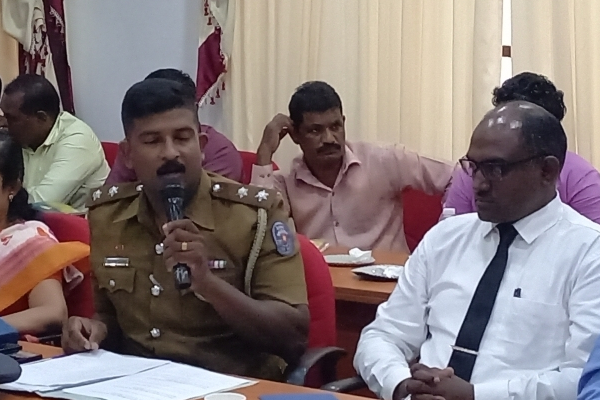 யாழில் வெள்ளி மற்றும் ஞாயிற்று கிழமைகளில் வகுப்புக்கள் நடத்த தடை | Ban On Conducting Classes On Fridays And Sundays