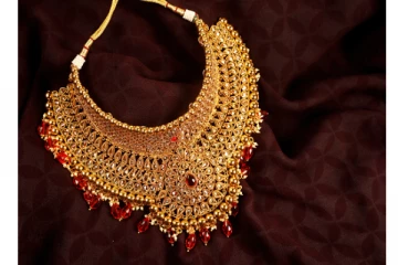 தொடர்ந்து குறைந்து வரும் தங்கம் விலை - மகிழ்ச்சியில் நகைப்பிரியர்கள்