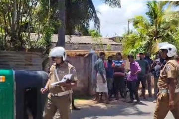 இரண்டு முச்சக்கர வண்டிகள் நேருக்கு நேர் மோதி விபத்து! இருவர் பலி